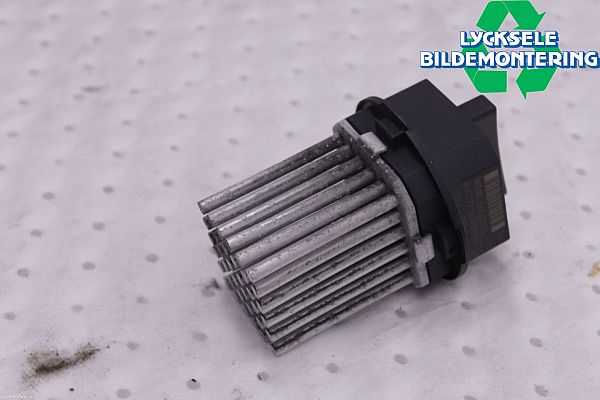 A0008212992 : Kachel weerstand - Autoparts24