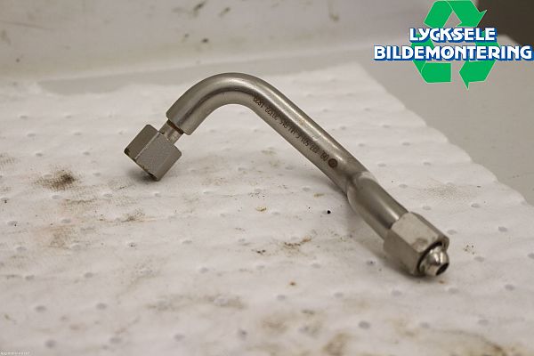 Fuel pipe