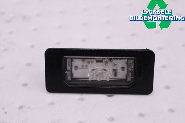 Feux plaque immatriculation BMW X1 (F48)