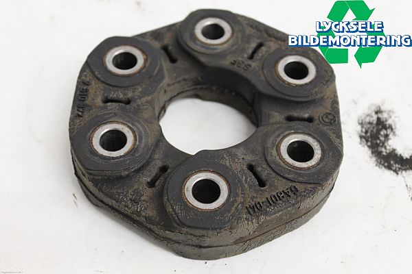 Rear prop shaft donut coupling