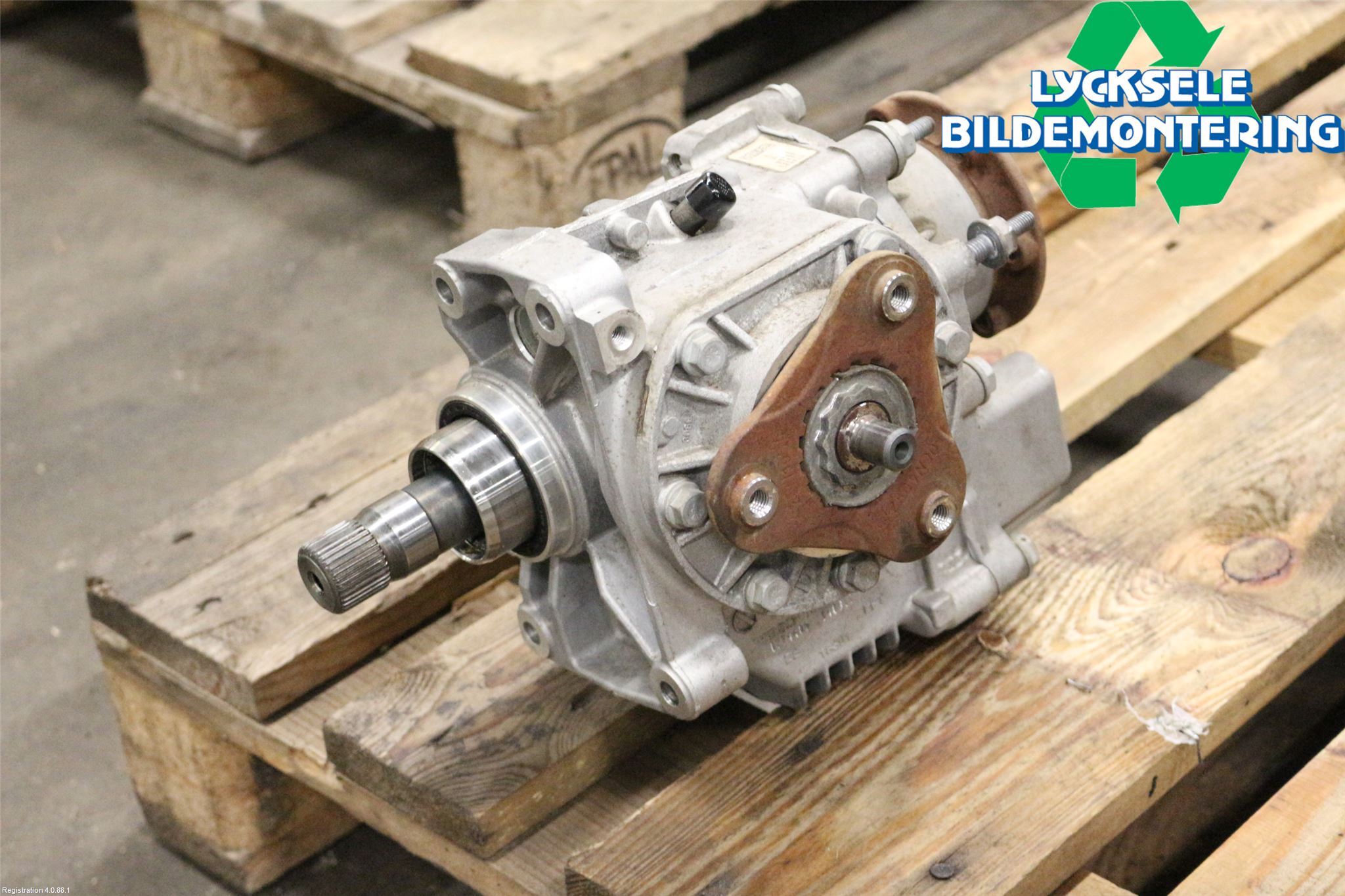 0CN-409-053-AD : Transfer - gear-box and Front axle assembly