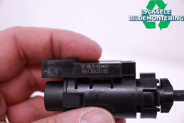 contact feu stop CITROËN C5 AIRCROSS