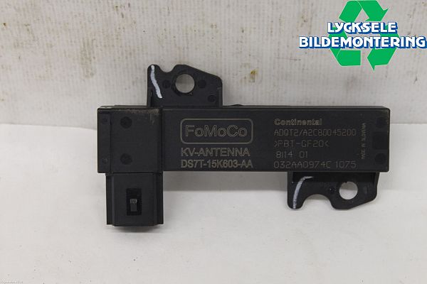 antenne FORD KUGA II (DM2)
