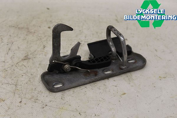 Hood latch hook