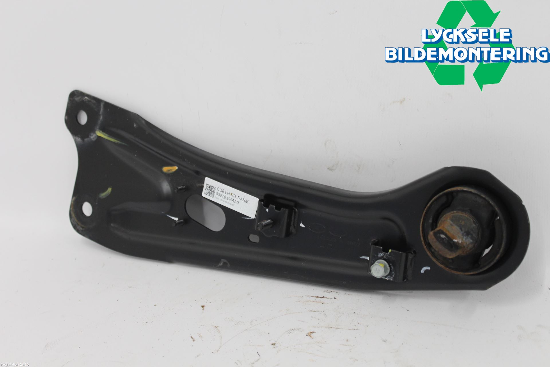 55270-G4AA0 : Wishbone - rear and Rear member - complete