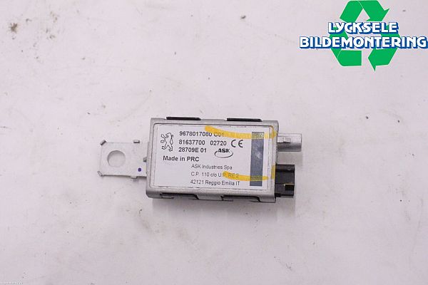 Wzmacniacz antenowy PEUGEOT 3008 SUV (M_)