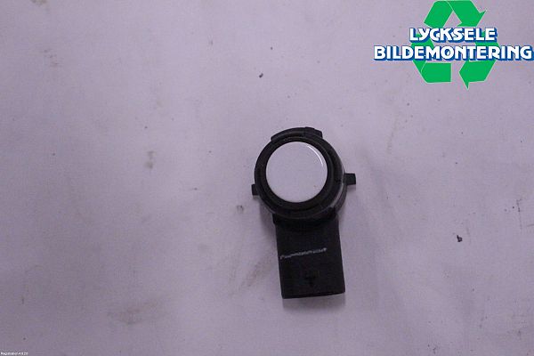 Parkeringssensor bag AUDI A6 (4A2, C8)