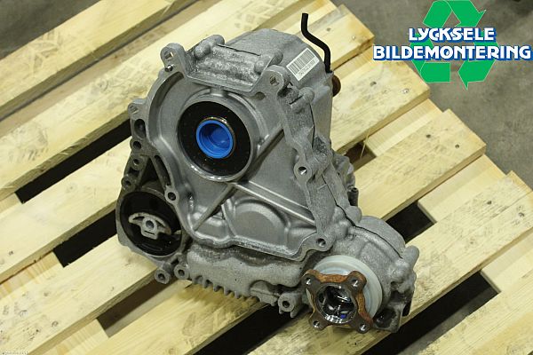 Transfer case housing