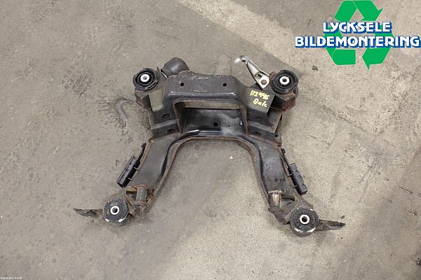 Rear axle beam with reducer