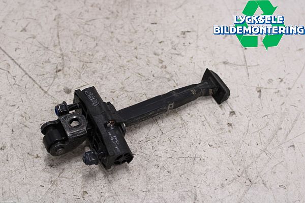 31479060 : Türfangband - Autoparts24