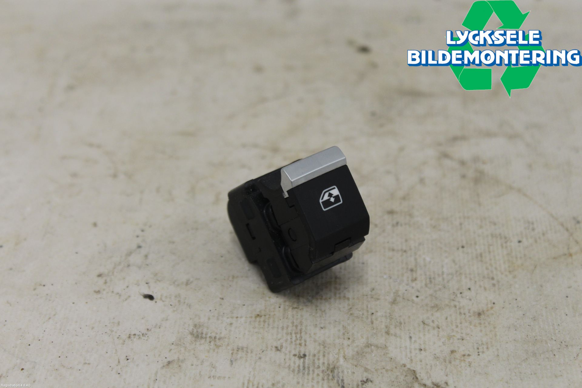 Bouton Vitres electriques AUDI Q8 (4MN)