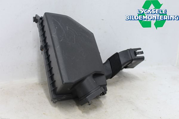 Air filter VOLVO V60 I (155, 157)