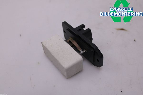 Widerstand Heizungsgeblaese TOYOTA COROLLA (_E10_)