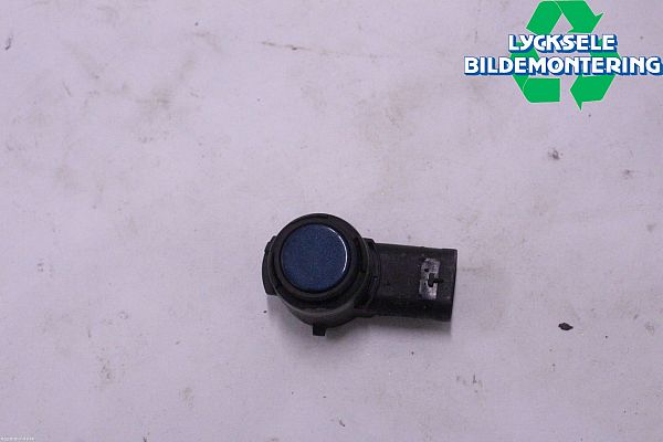 Parkeringssensor bag SKODA SUPERB III Estate (3V5)