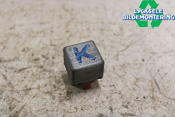 Relæ - lys VOLVO 740 Kombi (745)