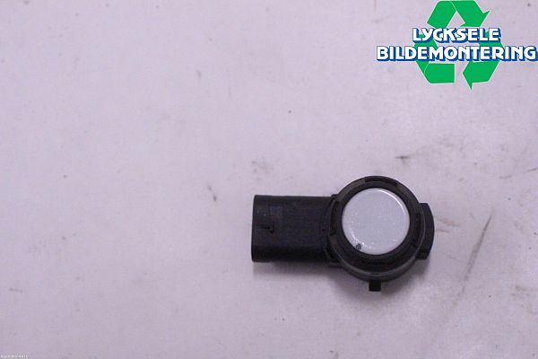 Einparkhilfe Sensor vorne VW PASSAT B8 Estate (3G5, CB5)