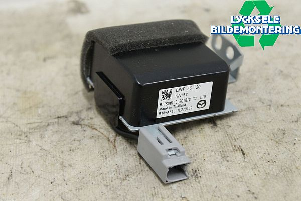Antenne MAZDA MX-30 (DR)
