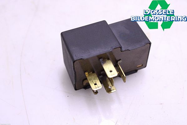 Relais Zentralverriegelung VOLVO 740 Kombi (745)