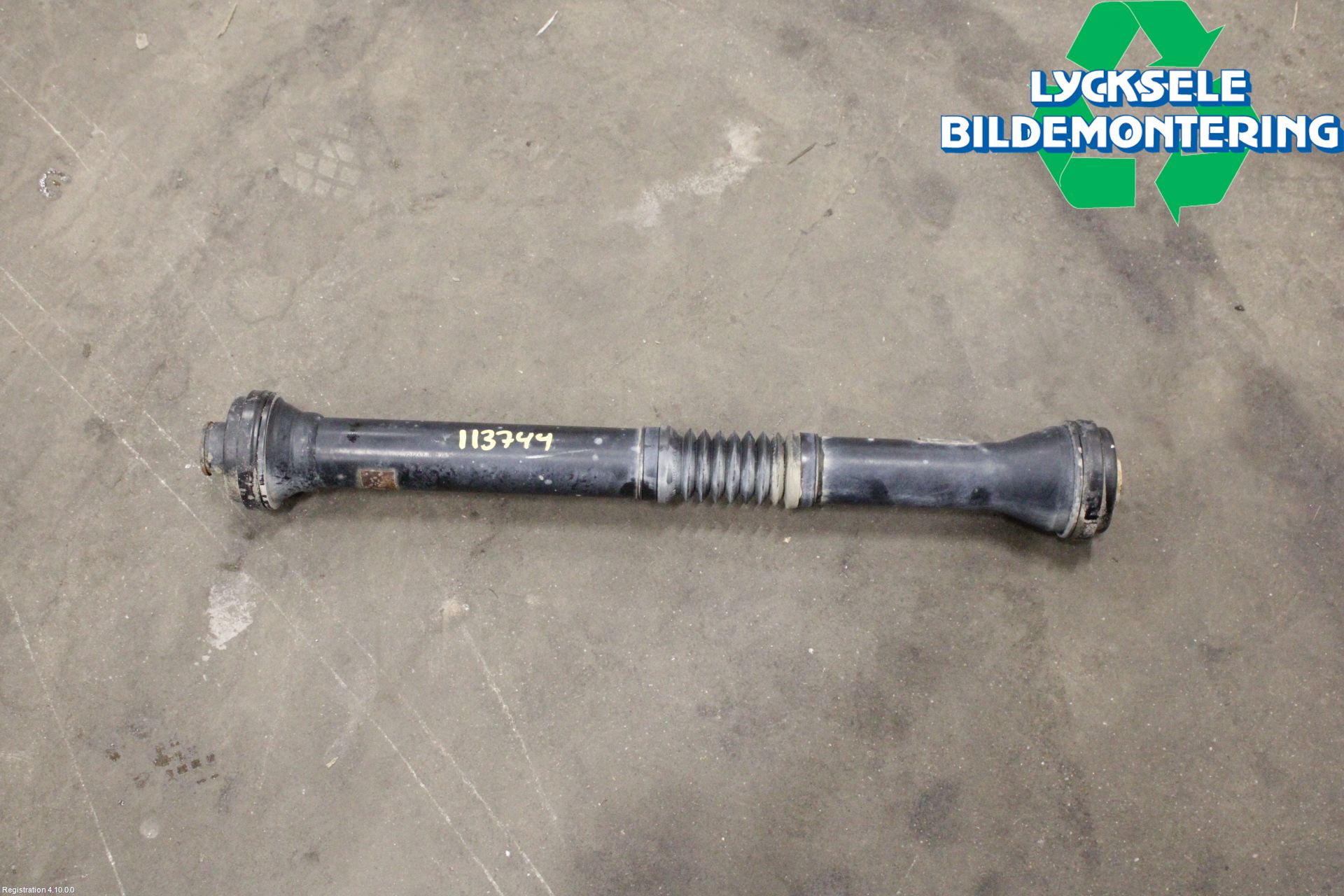 VW AMAROK (2HA, 2HB, S1B, S6B, S7A, S7B) Propeller shaft 2H0521101E,  2H0521101H