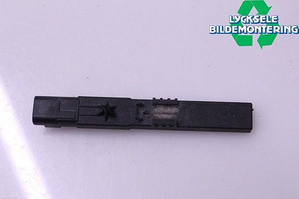 Antenne PEUGEOT 3008 SUV (M_)