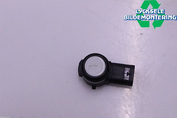 Einparkhilfe Sensor vorne VW PASSAT ALLTRACK B8 Estate (3G5, CB5)