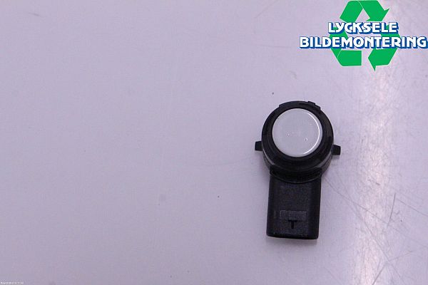 Einparkhilfe Sensor vorne VW PASSAT B8 Estate (3G5, CB5)