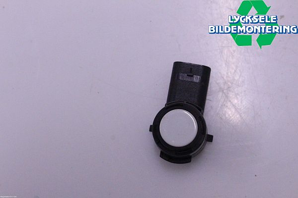 Einparkhilfe Sensor vorne VW PASSAT B8 Estate (3G5, CB5)