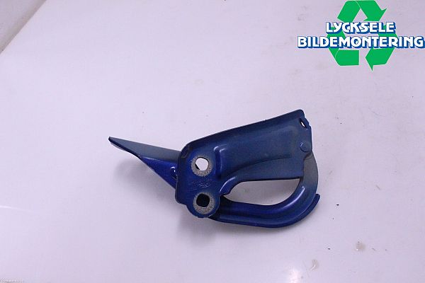 Engine hood