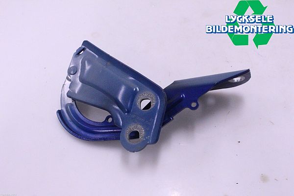 Engine hood