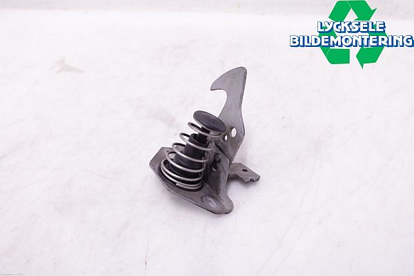 Engine hood lock