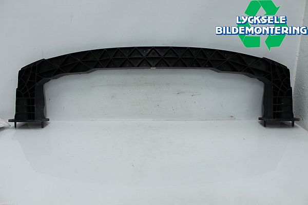 Front bumper reinforcement