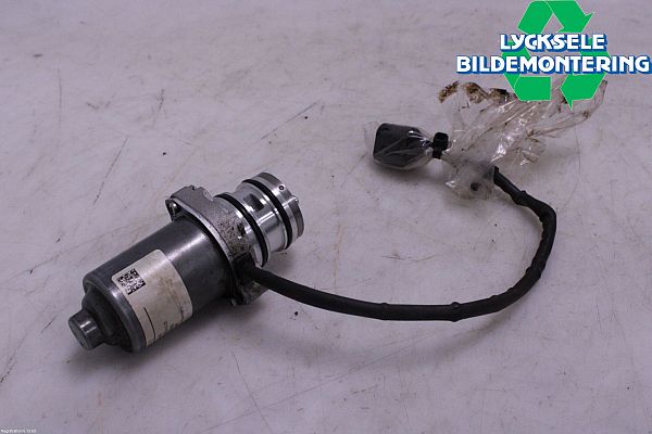 Rear gearbox reducer motor