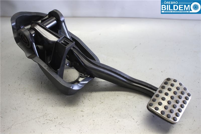 Bremsepedal MERCEDES-BENZ S-CLASS (W222, V222, X222)