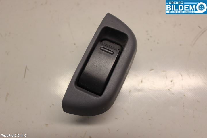 Switch - electrical screen heater TOYOTA AYGO (_B1_)