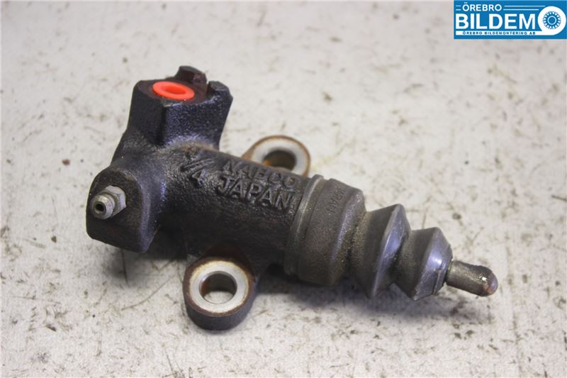 Kobling - slavecylinder SUBARU LEGACY IV Estate (BP)