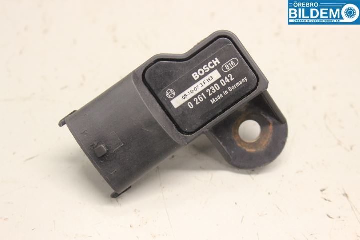 common rail (Injectie) / Verstuiver Brug OPEL INSIGNIA A (G09)