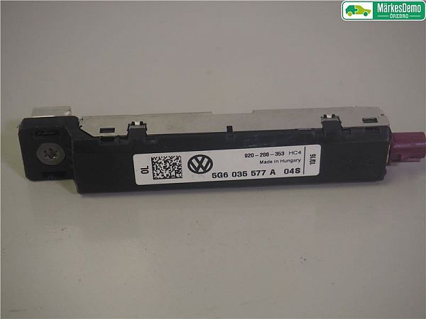 Antenneforstærker VW GOLF VII (5G1, BQ1, BE1, BE2)