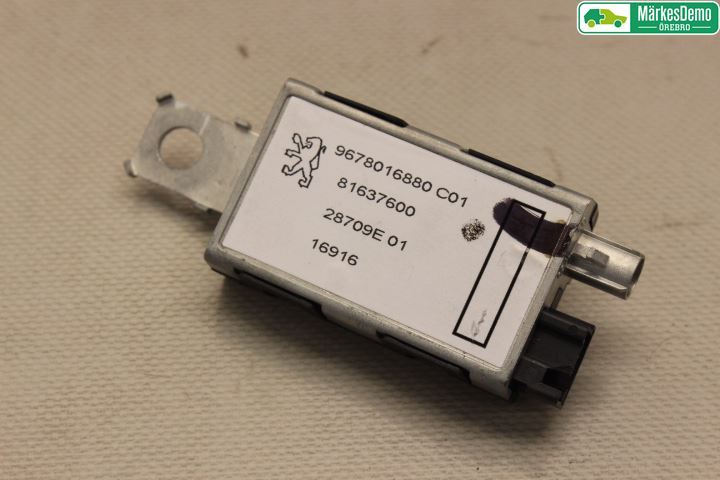 Wzmacniacz antenowy PEUGEOT 3008 SUV (M_)