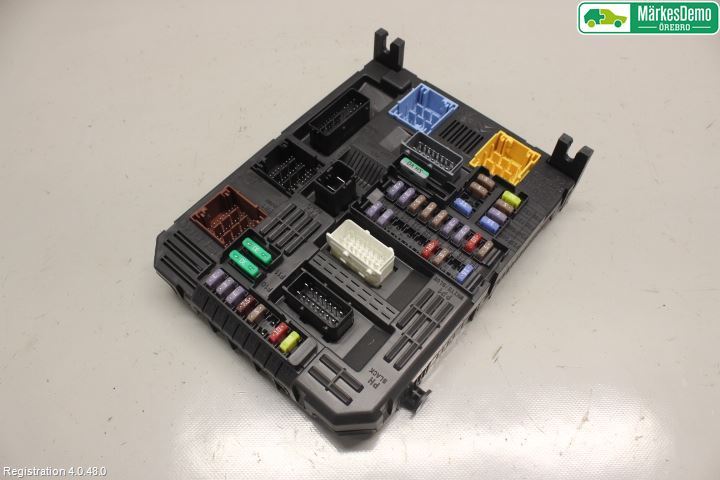 Peugeot 5008 - Fuse box 5008 | Autoparts24