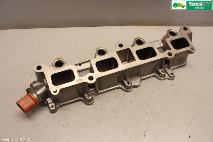 Manifold inlet VW POLO (6R1, 6C1)