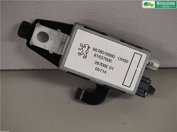 Wzmacniacz antenowy PEUGEOT 308 SW II (LC_, LJ_, LR_, LX_, L4_)