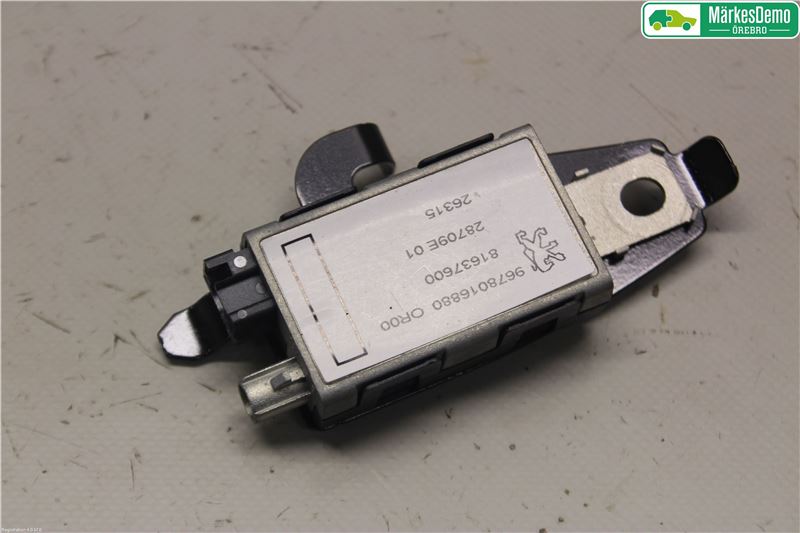 Wzmacniacz antenowy PEUGEOT 308 II (LB_, LP_, LW_, LH_, L3_)