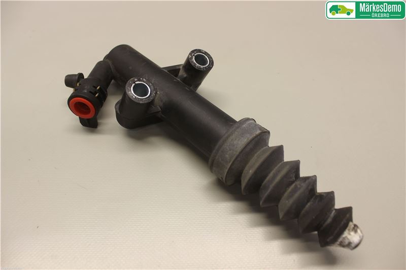 Kobling - slavecylinder PEUGEOT 208 I (CA_, CC_)