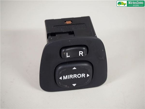 Wing mirror - switch PEUGEOT 108