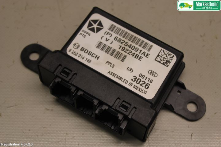 Pdc control unit (park distance control) JEEP GRAND CHEROKEE IV (WK, WK2)