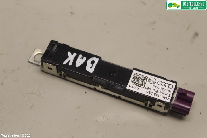 Wzmacniacz antenowy AUDI A6 Avant (4G5, 4GD, C7)