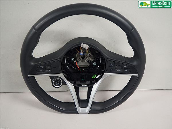 Steering wheel - airbag type (airbag not included) ALFA ROMEO GIULIA (952_)
