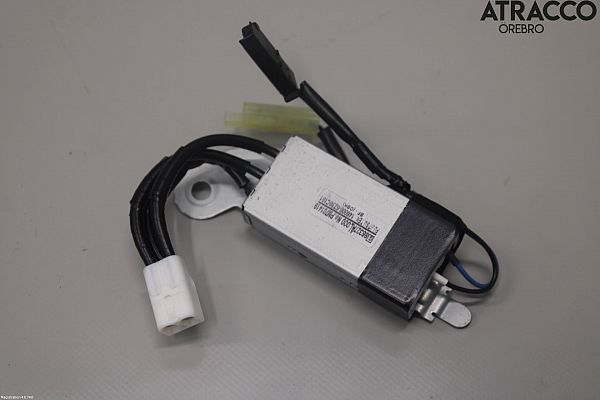 amplificateur d'antenne SUBARU OUTBACK (BS)