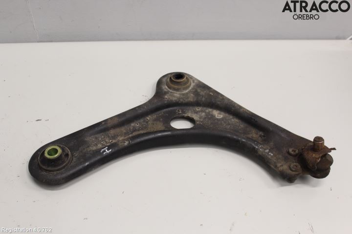 Braccio sospensione anteriore inferiore anteriore destro originale Citroen C3 II (SC_) 2013 - Foto 1 di 1