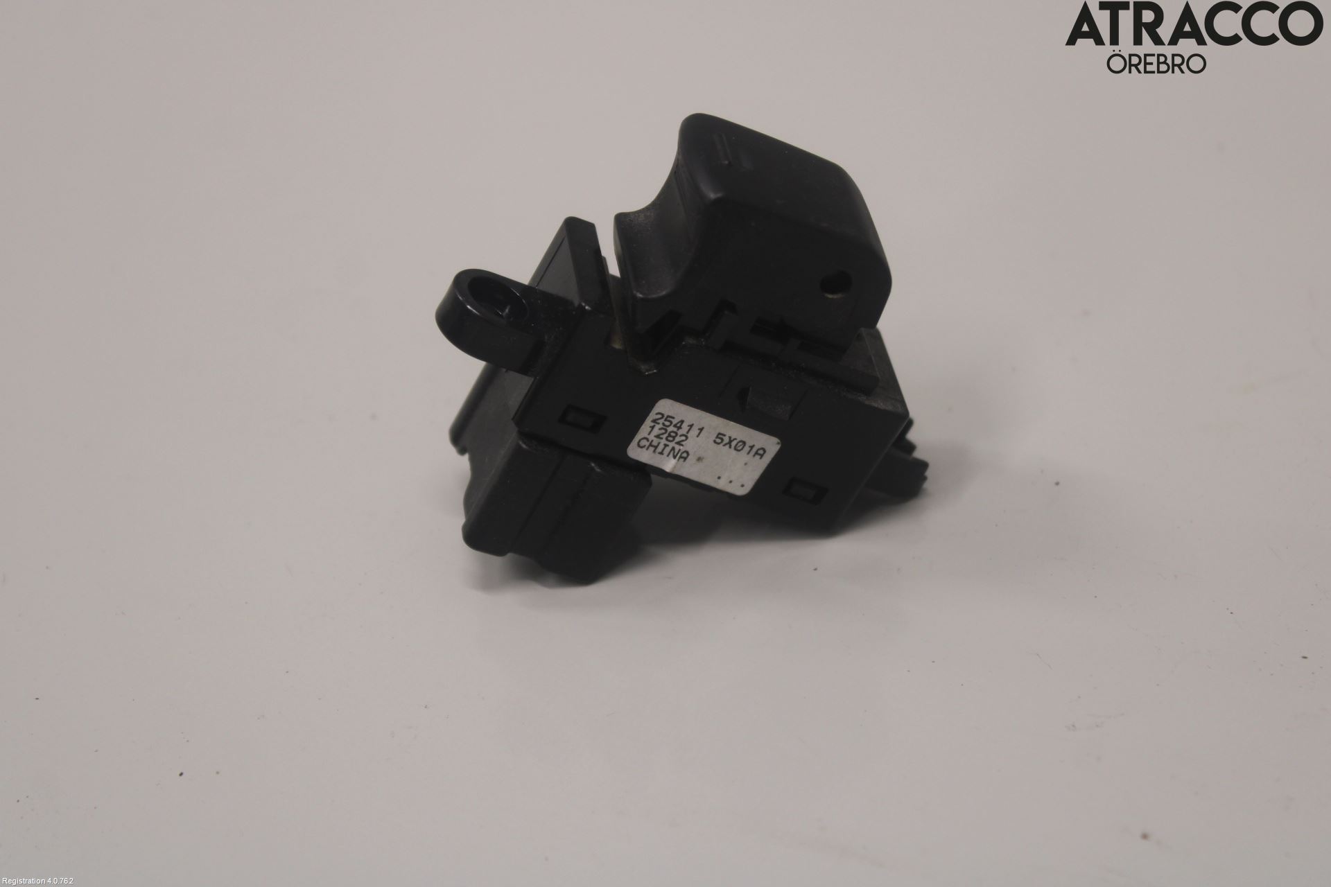 Bouton Vitres electriques NISSAN NP300 NAVARA (D40)